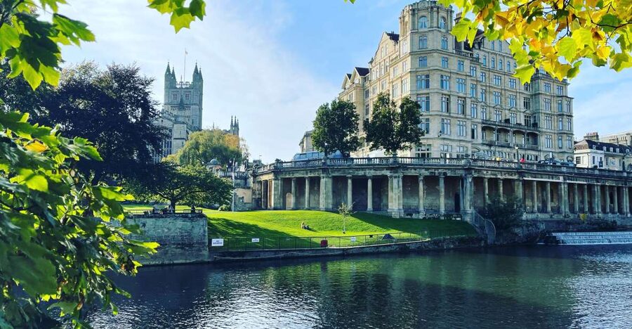 Bath: Walking Tour with Qualified Blue Badge Tourist Guide - Why this Bath walk works so well