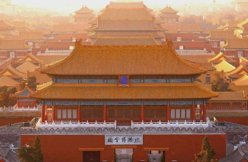 Beijing: Forbidden City and Tian’anmen Square Waking Tour - Tian’anmen Square: a powerful opening