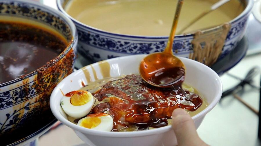 Beijing: Hutong Culinary Walking Tour with 15+ Tastings - What the first tastings may look like
