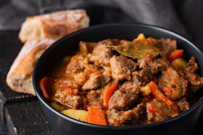Belfast Centre Food Tour of 12+ Local Irish Dishes & Drinks