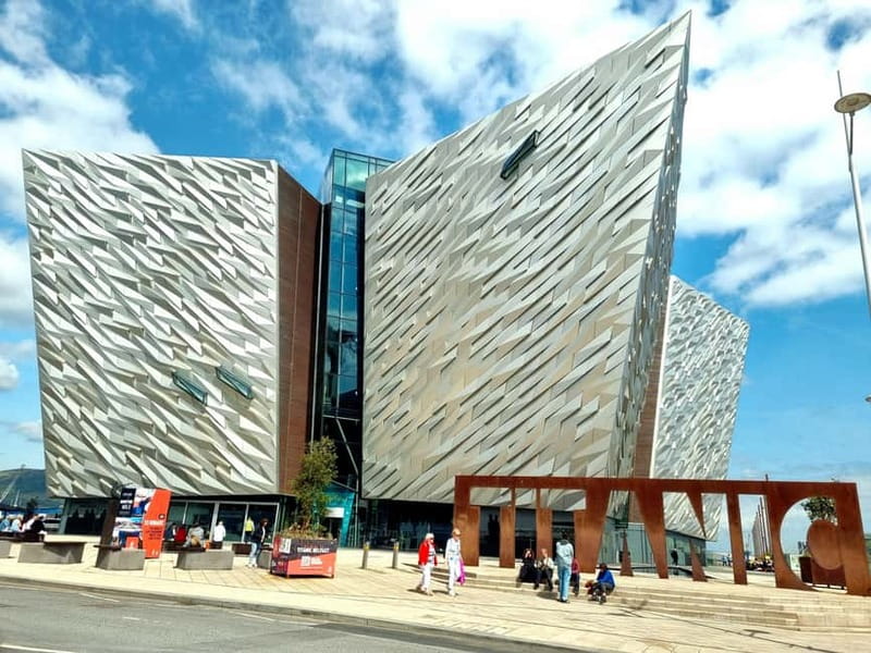 Belfast Walking Tour with a Local – History & Craic - A Belfast walk built around conversation