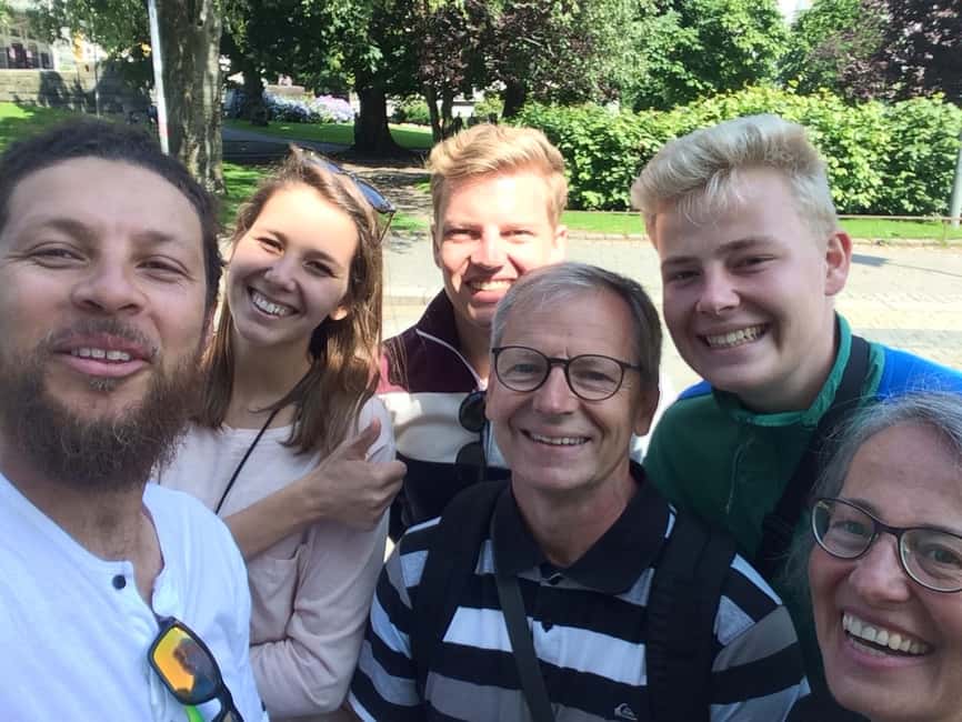 Bergen: Private Walking Tour with a Local - Weather, footwear, and accessibility