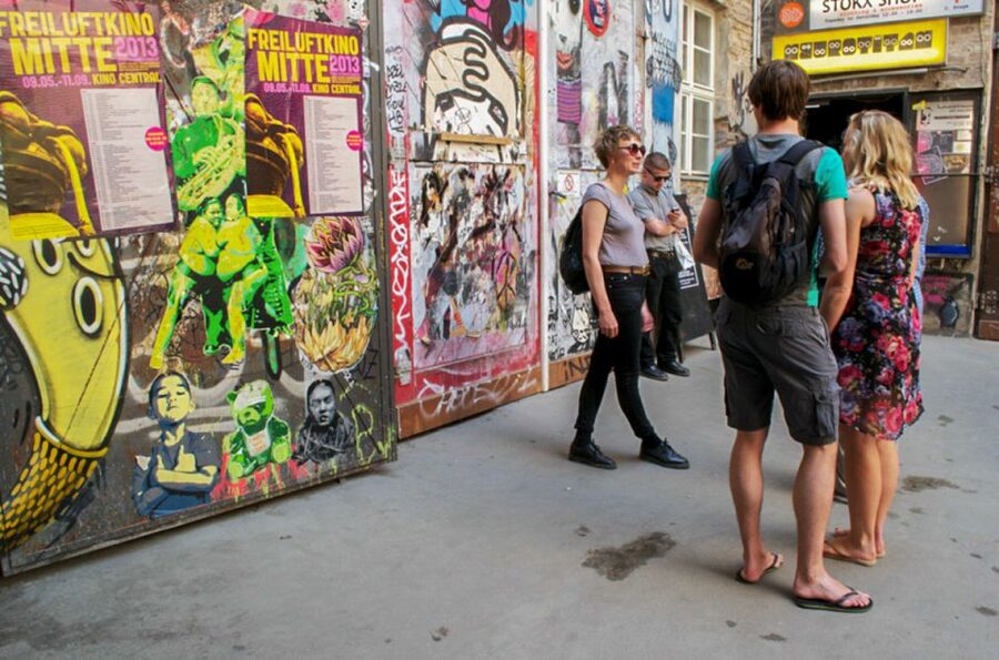 Berlin: Alternative Berlin Walking Tour - Music, markets, and Berlin after dark