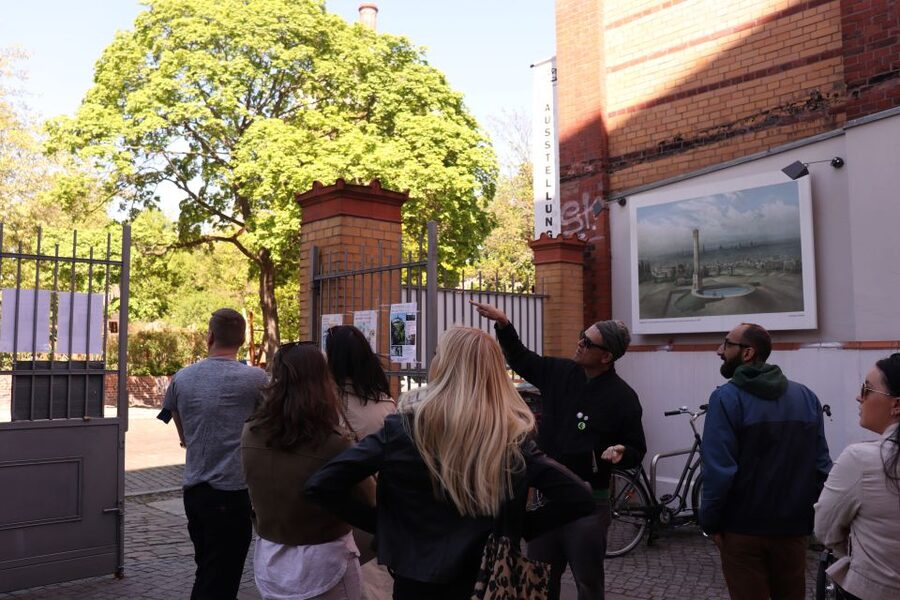 Berlin: Alternative Berlin Walking Tour - Starting at Alexanderplatz and entering Mitte