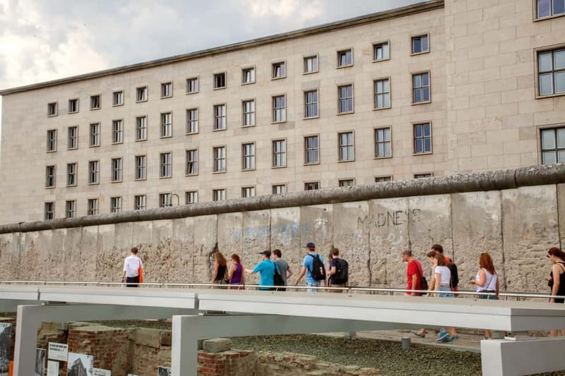 Berlin: History of the Third Reich Guided Walking Tour - The Battle of Berlin and the Soviet memorial