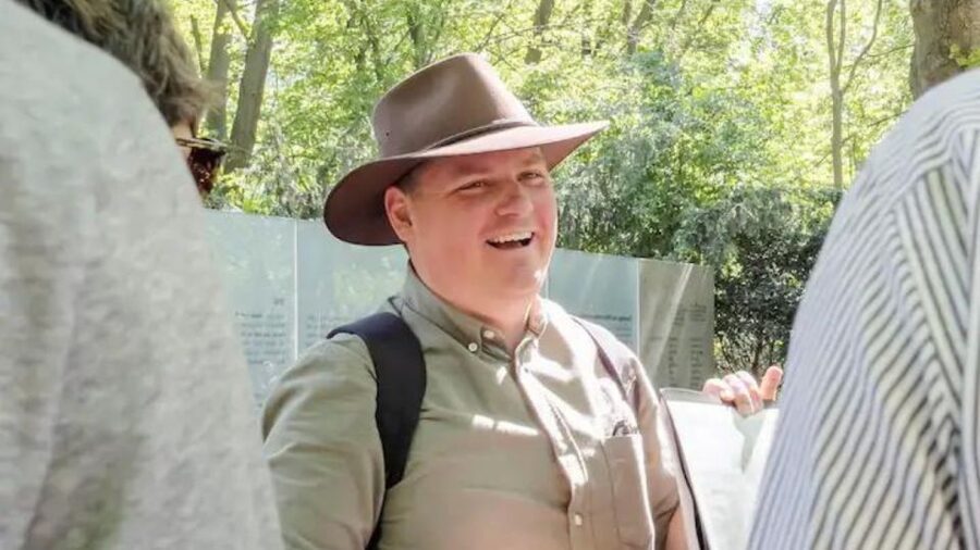 Berlin: Hitler's Berlin The Rise & Fall Guided Walking Tour - The Soviet War Memorial and Berlin’s final battle