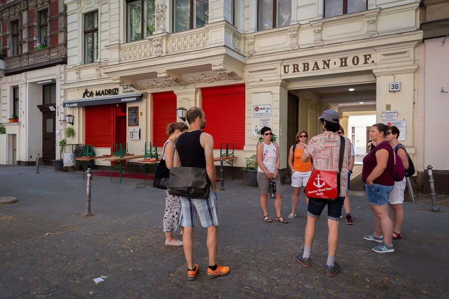 Berlin: Kreuzberg Guided Walking Evening Tour - Why Kreuzberg works so well after sunset