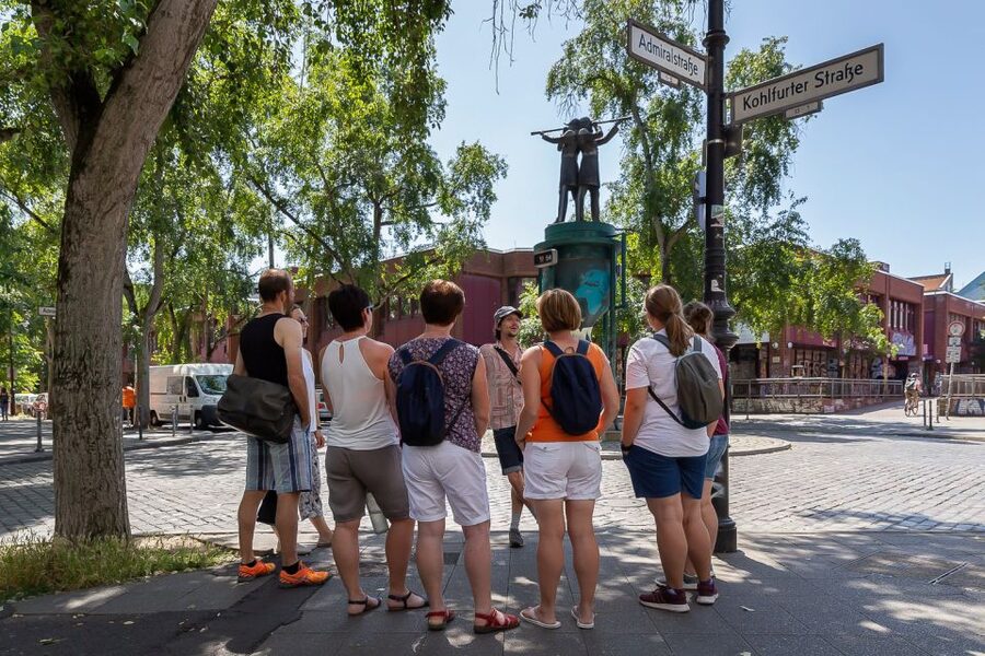 Berlin: Kreuzberg Guided Walking Evening Tour - Görlitzer Park and Berlin’s own Jack the Ripper