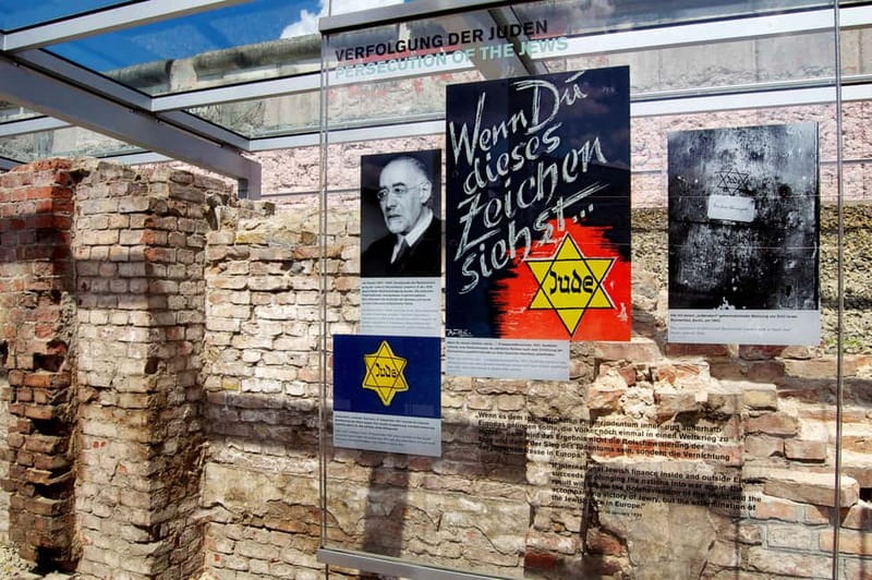 Berlin: Third Reich, Hitler, and WWII Walking Tour - Brandenburg Gate and the changing meaning of Berlin