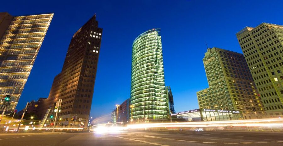 Berlin: Walking Tour of the Top 10 Sightseeing Attractions - The Holocaust Memorial and a serious change of tone