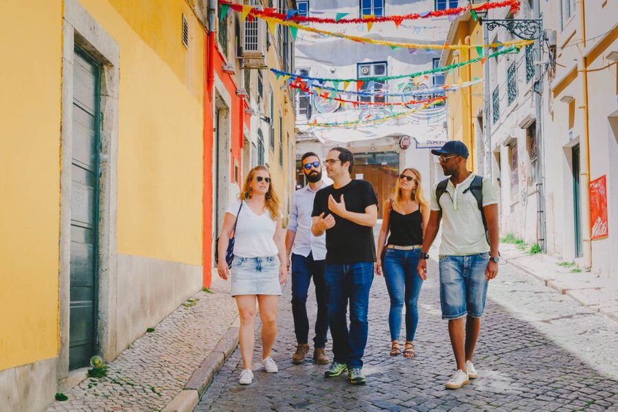 Best of Lisbon Walking Tour: Rossio, Chiado & Alfama - Restauradores and the story of national independence