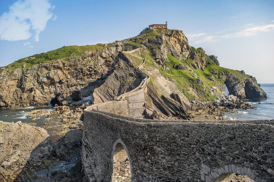 Bilbao: San Juan de Gaztelugatxe and Walk along Basque Coast - The first viewpoint gives you a useful preview