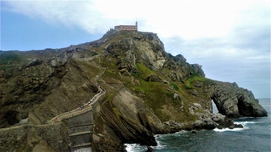 Bilbao: San Juan de Gaztelugatxe and Walk along Basque Coast - Meeting in Bilbao and riding to the coast