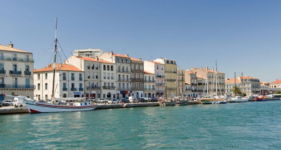 Boat walk in Sete on the singular island 1 hour - What makes the views worthwhile
