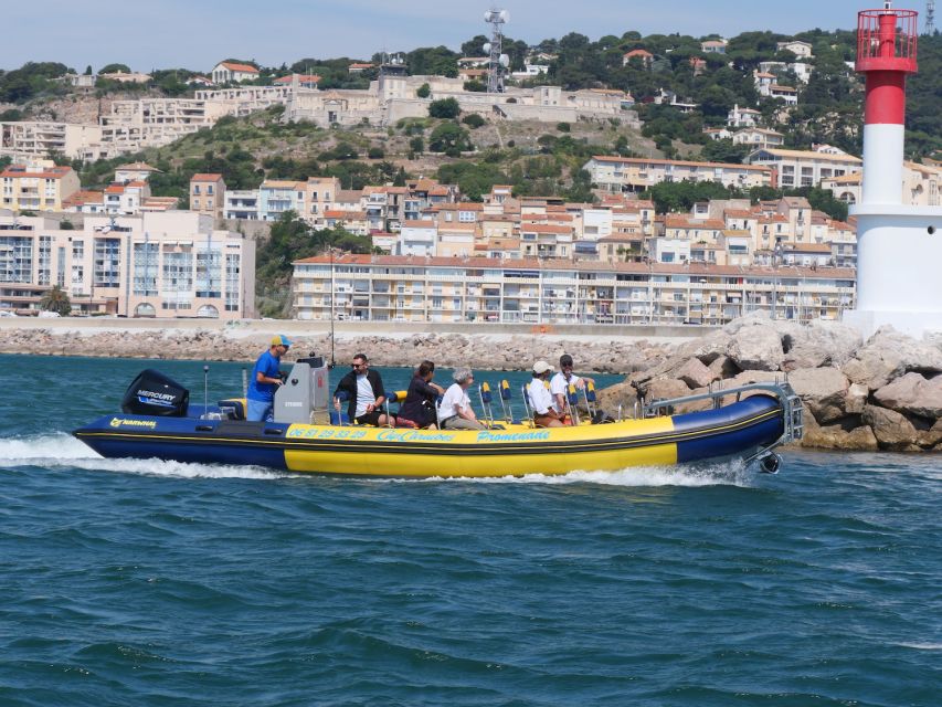 Boat walk in Sete on the singular island 1 hour - The Narwhal SP 900 and the small-group feel