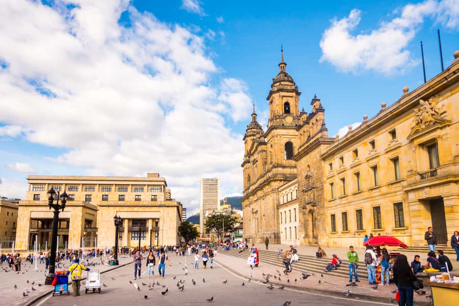 Bogotá City Tour with Monserrate, Gold and Botero Museums - Bolívar Square puts politics in the middle of the day