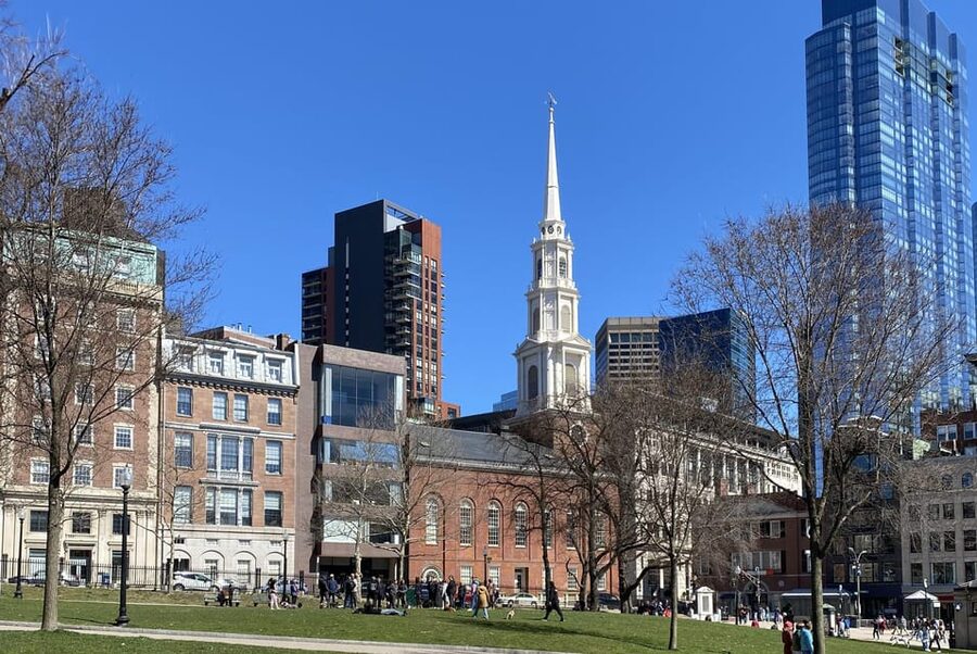 Boston: Freedom Trail Guided Walking Tour in French - Why this French tour works well for a first look at Boston