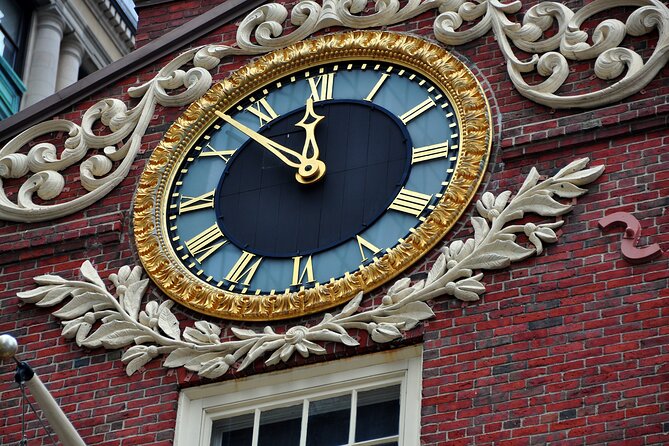 Boston: Freedom Trail History Small Group Walking Tour - Starting at the Boston Foundation Monument