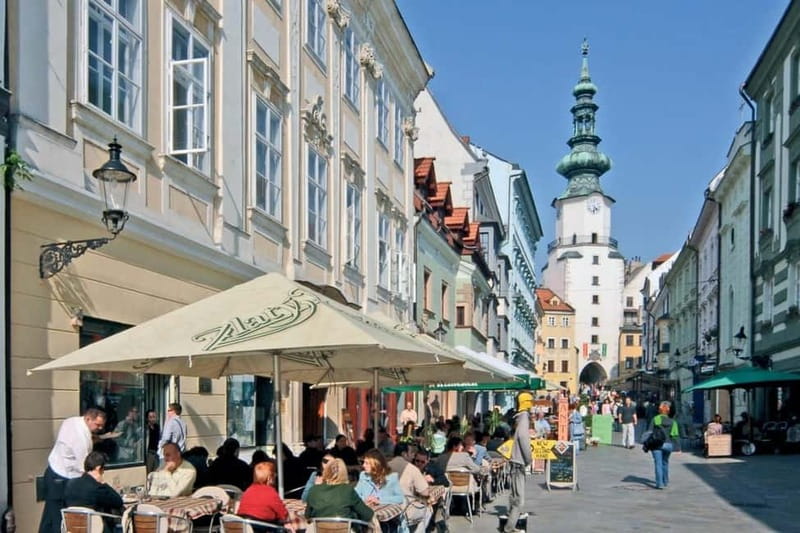 Bratislava: 1-Hour Small Group Walking Tour - A fast introduction to Bratislava’s old town