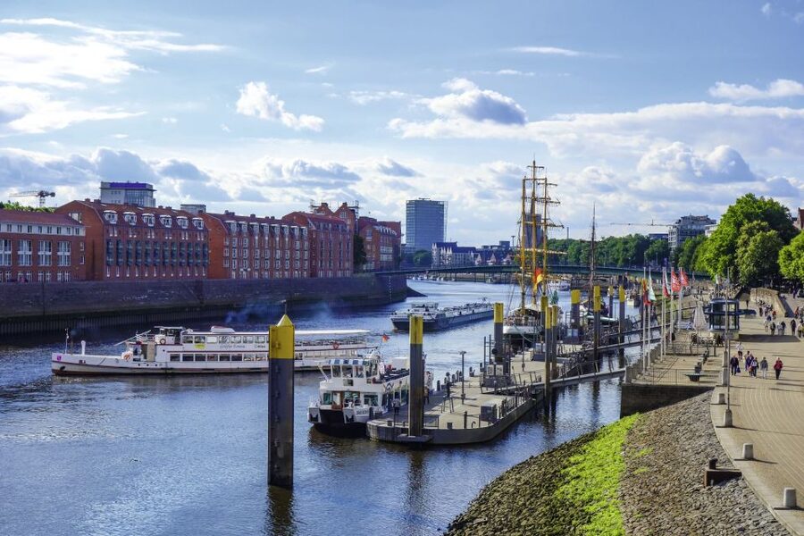 Bremen: City Center Guided Walking Tour - Why this short Bremen walk works so well