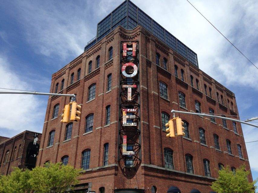 Brooklyn: 2-Hour Best of Brooklyn Walking Tour -Williamsburg - The difficult question of gentrification