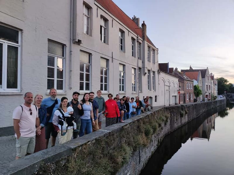 Bruges: Nightly Tales and Untold History Walking Tour - Cafe Vlissinghe and Spiegelrei