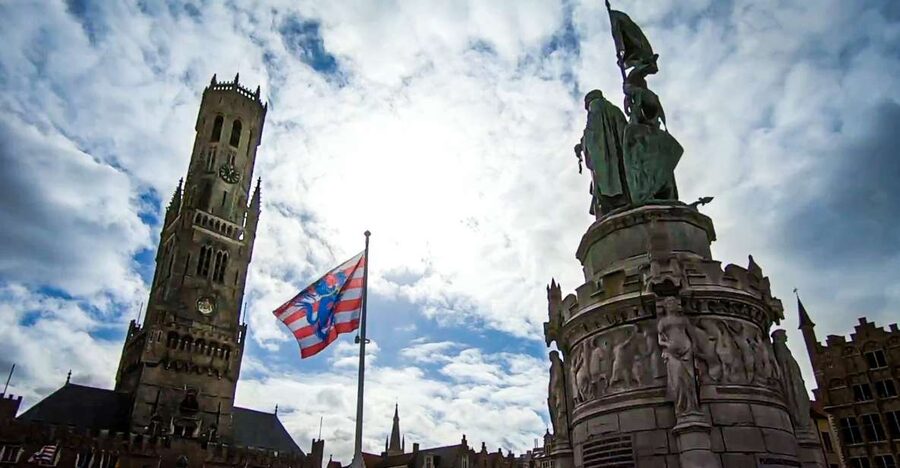 Bruges: Private Historical Highlights Walking Tour - Starting at Markt, Bruges’ grand medieval stage