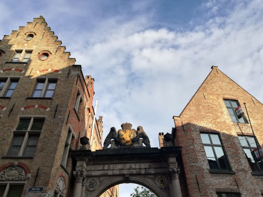 Bruges: Private Historical Highlights Walking Tour - Price, group size, and the value of going private