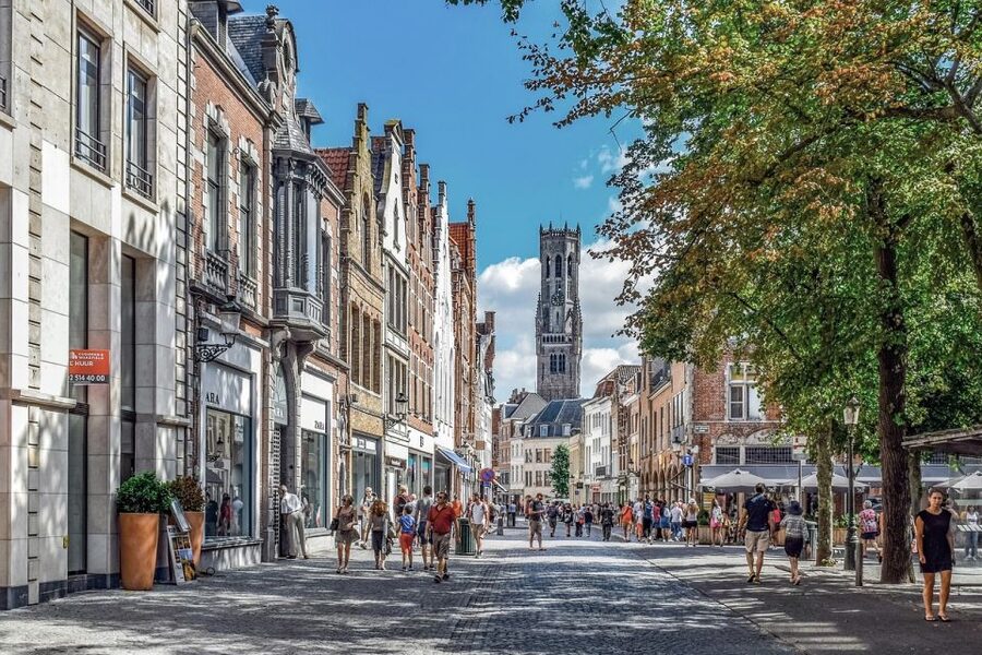 Bruges: Walking Tour, Canal Boat Trip w/Beer Tasting Option - Rozenhoedkaai and Huidenvettersplein