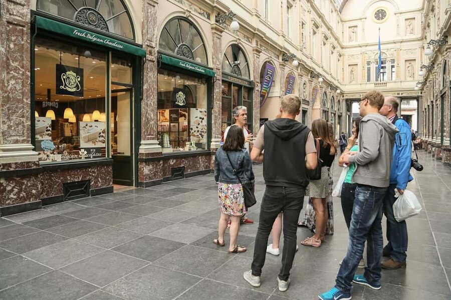 Brussels: Chocolate Appreciation and Tasting Walking Tour - Grand Place adds Brussels history between the bites