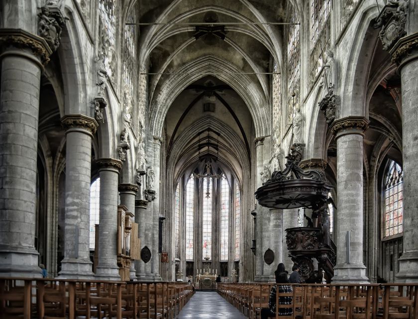 Brussels: Private Walking Tour with a Local - Food advice without an included meal