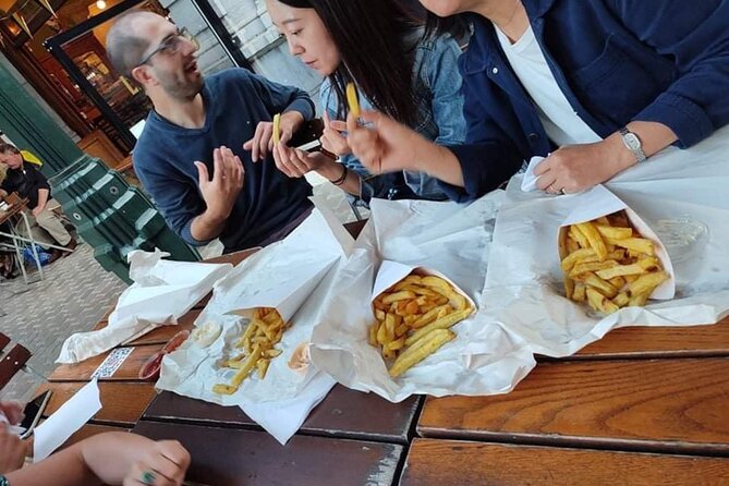 Brussels Walking and Tasting Tour (Beers,Chocolates&Fries/Waffle) - The guides make or break the experience