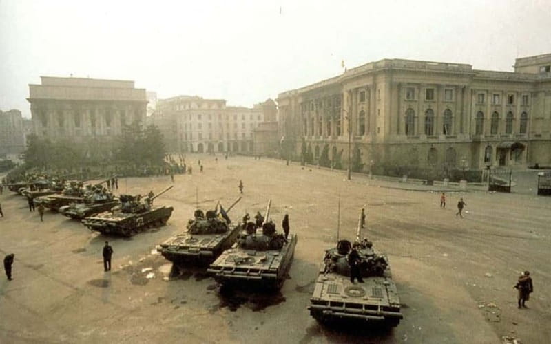 Bucharest: Communism and History Guided City Walking Tour - Why Bucharest needs a Communist history walk