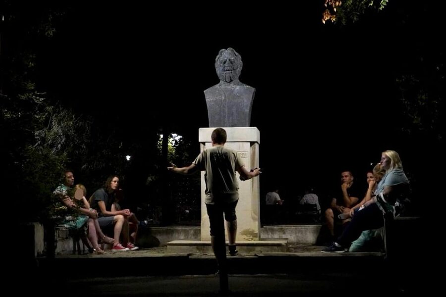 Bucharest: Ghost Stories & Romanian Mythology Walking Tour - Haunted sites without entering haunted houses