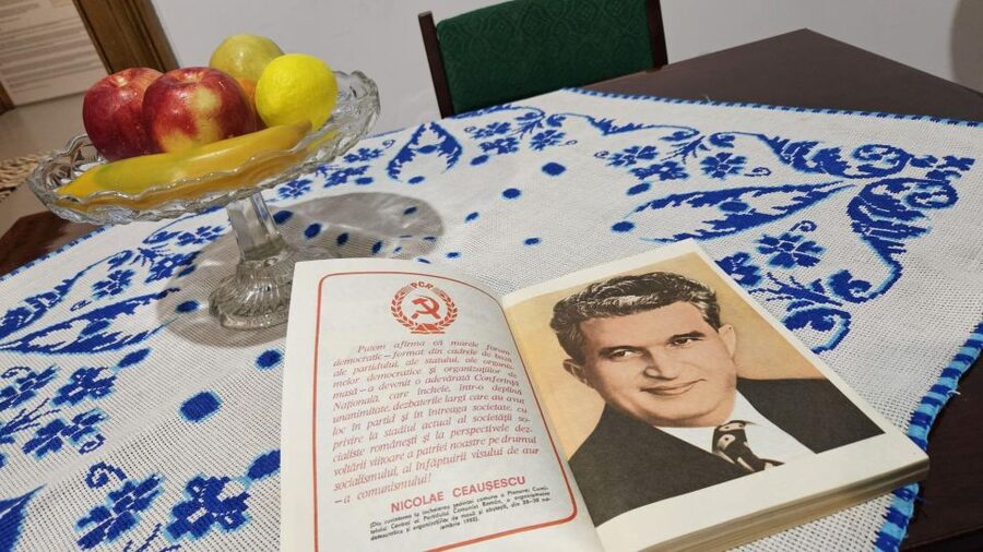 Bucharest: Relics of Communism 3-Hour Walking Tour - The Palace of the Parliament and Ceausescu’s Civic Centre