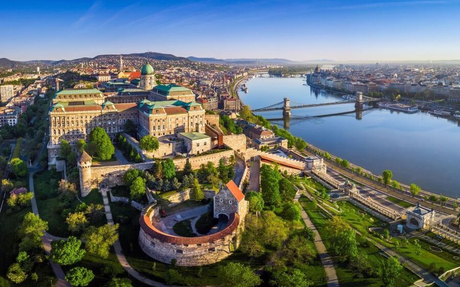 Budapest: 3-hour City Tour with Castle Walk + 1-hour Cruise - Key points to know before booking