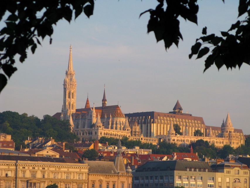Budapest: 3-Hour Walking Tour of Pest with a Historian - The Danube Promenade and Pest’s grand center