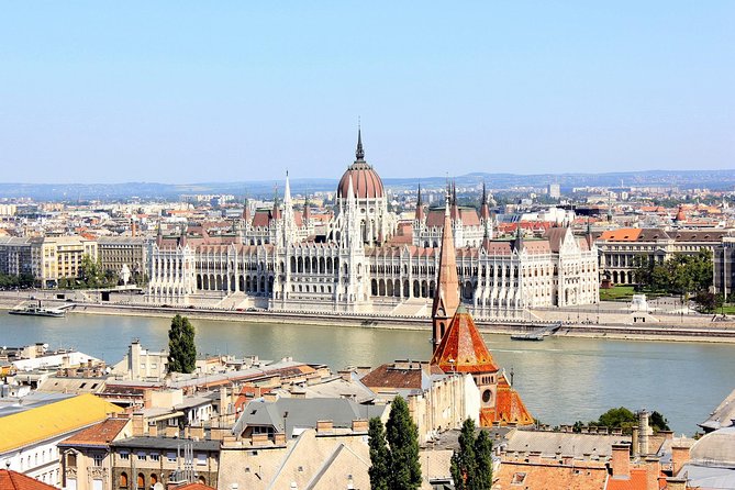 Budapest All in One Small Group Walking Tour with Strudel Stop - Szechenyi Spa offers a glimpse of Budapest’s bath culture