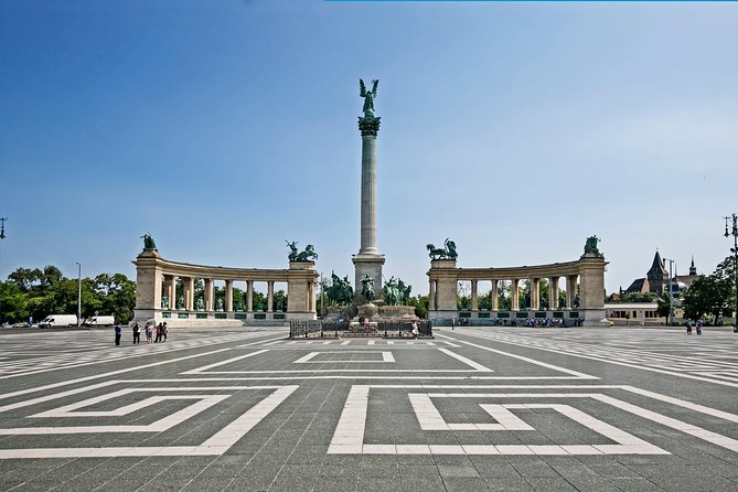 Budapest All in One Small Group Walking Tour with Strudel Stop - Buda Castle District finishes the morning above the river