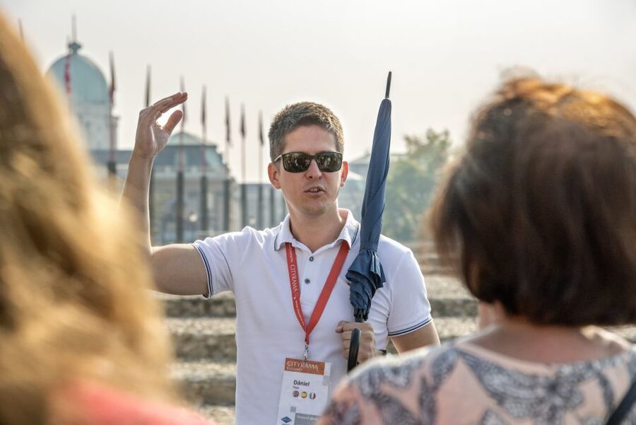 Budapest: Buda Walking Tour - What the guides add to the two-hour route