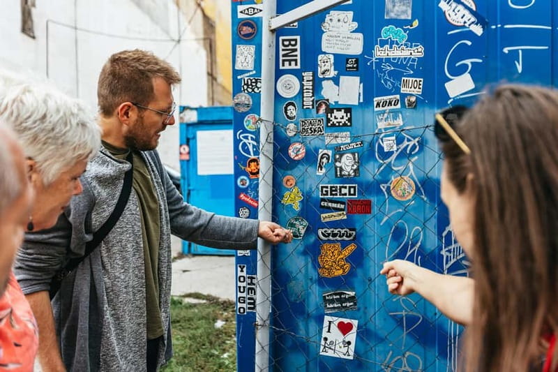 Budapest: Street Art and Underground Movements Walking Tour - Why the two-hour length works