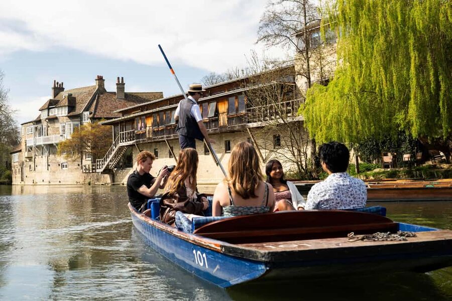 Cambridge: Alumni-Led Walking & Punting Tour w/Kings College - King’s College Chapel adds the grand interior