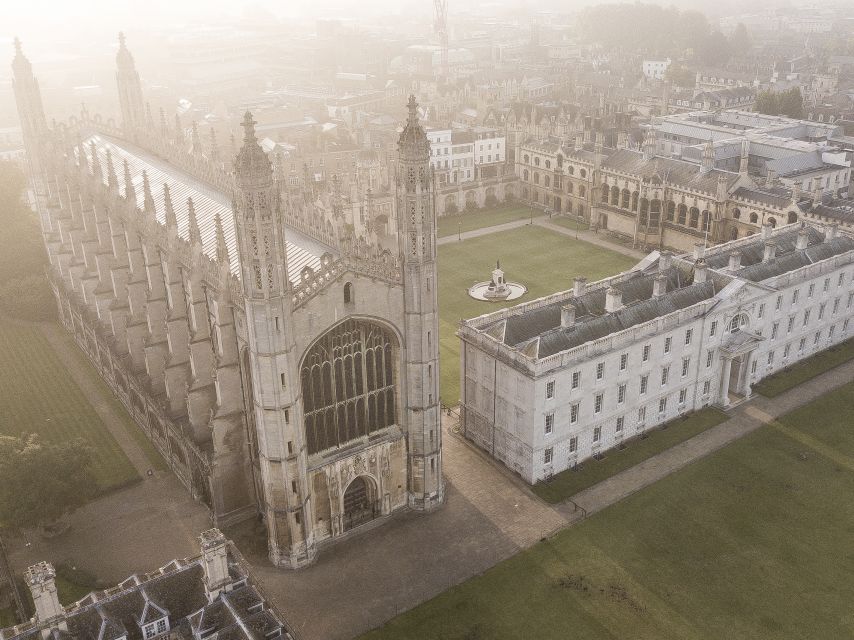 Cambridge University & Kings College Walking Tour By Alumni™ - Queens’ College and the Mathematical Bridge