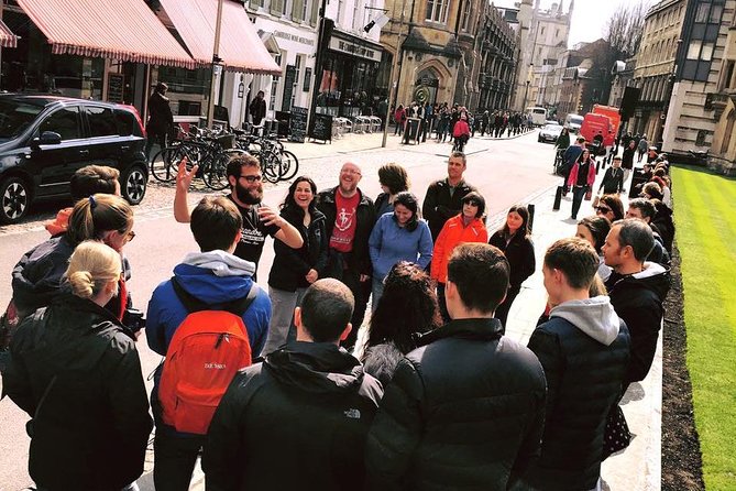 Cambridge University Walking Tour by Alumni™ Kings College Option - Why an alumni guide changes the Cambridge story