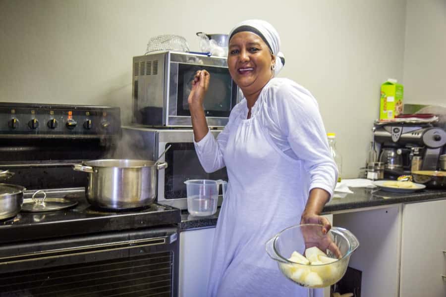 Cape Town: Bo-Kapp Walking Tour and Malay Cooking Class - Key points at a glance