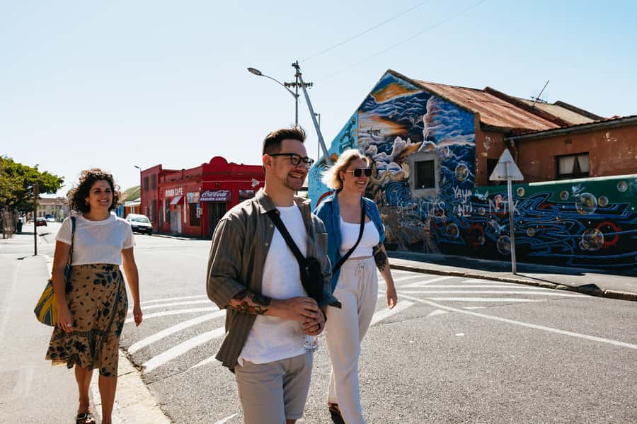 Cape Town: Street Art Walking Tour in Woodstock - What the guides add to the experience