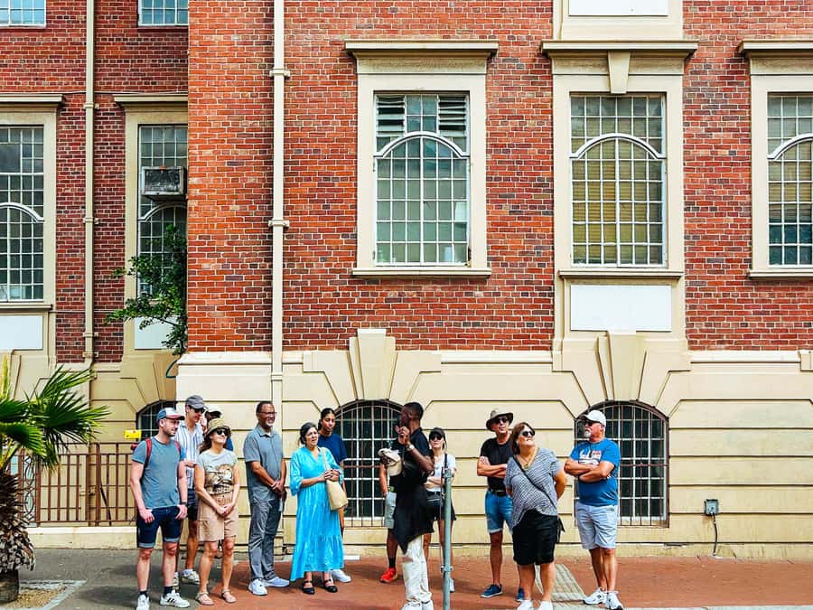 Cape Town Walking Tour: Bo-Kaap & City Highlights - Grand Parade and City Hall