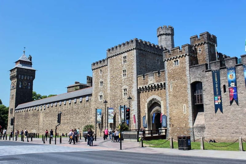 Cardiff: Doctor Who City Walking Tour - The National Museum of Wales and borrowed worlds