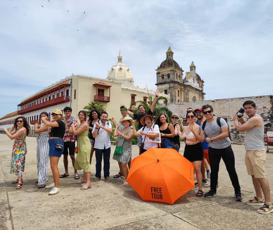 Cartagena: Historic Center and Getsemaní Shared Walking Tour - Salsa, champeta, and a lively finish