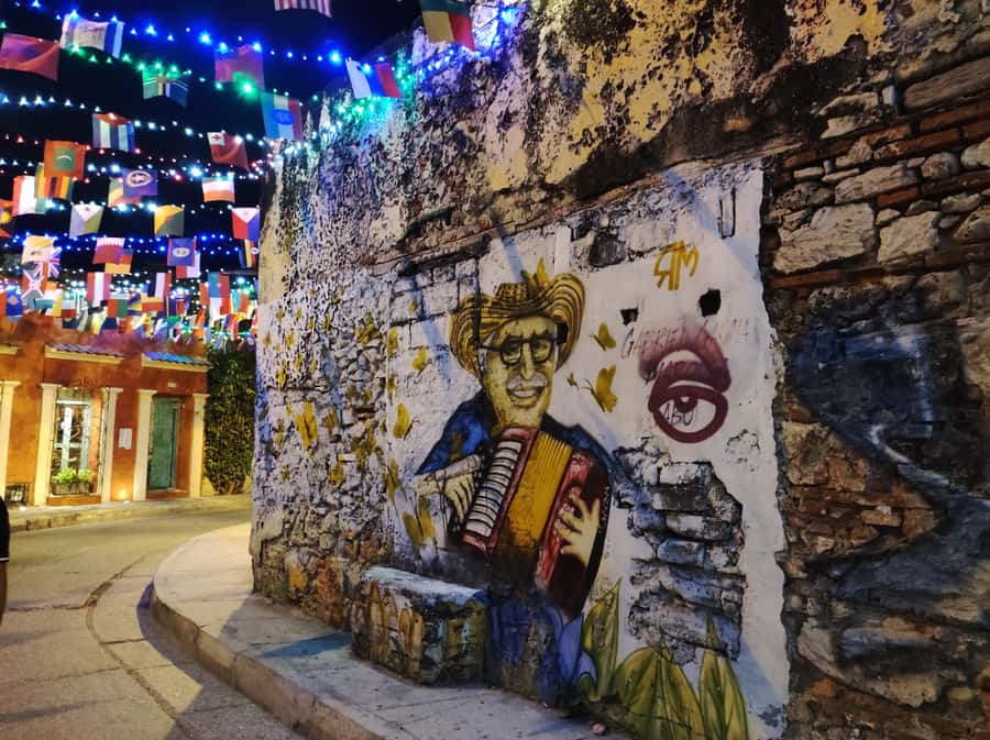 Cartagena: Walled City and Getsemani Shared Walking Tour - How much value do you get for $16?